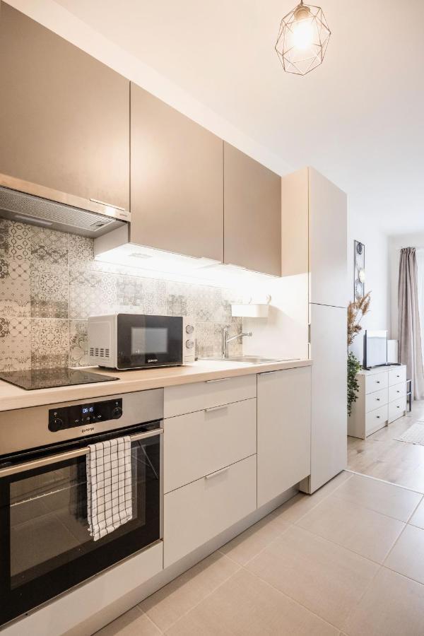 דירות בודפשט Stylish And Cozy Studio In The Heart Of The City מראה חיצוני תמונה